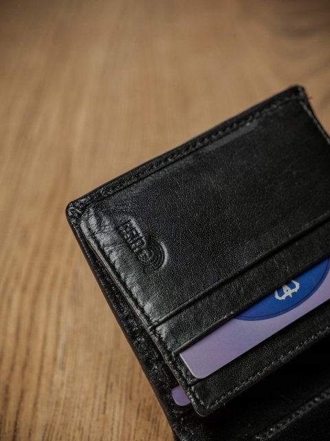 Pionowy portfel męski z gładkiej skóry naturalnej, ochrona RFID Stop - Pierre Andreus Pionowy portfel męski z gładkiej skóry naturalnej, ochrona RFID Stop - Pierre Andreus