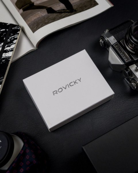 Szeroki, oryginalny portfel męski z naturalnej skóry licowej RFID - Rovicky Szeroki, oryginalny portfel męski z naturalnej skóry licowej RFID - Rovicky