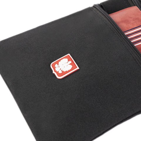 Tekstylne etui na paszport z godłem Polski - Loren Tekstylne etui na paszport z godłem Polski - Loren