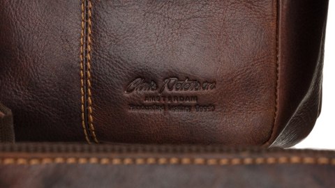 Torba męska ze skóry naturalnej na ramię — Peterson Torba męska ze skóry naturalnej na ramię — Peterson
