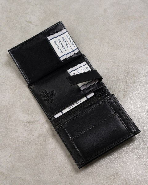Czarny, skórzany portfel męski z zabezpieczeniem RFID Protect - Cavaldi Czarny, skórzany portfel męski z zabezpieczeniem RFID Protect - Cavaldi