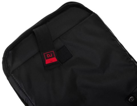 Nowoczesny plecak z przegrodą na laptopa i portem USB - David Jones Nowoczesny plecak z przegrodą na laptopa i portem USB - David Jones