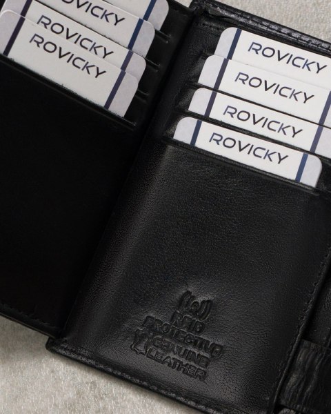 Skórzany portfel na karty i ochroną RFID Protect - Cavaldi Skórzany portfel na karty i ochroną RFID Protect - Cavaldi
