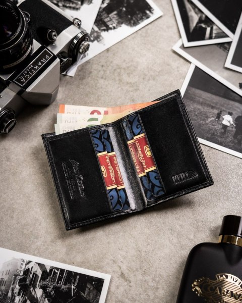 Zestaw prezentowy: elegancki skórzany portfel, etui na karty i brelok - Peterson Zestaw prezentowy: elegancki skórzany portfel, etui na karty i brelok - Peterson