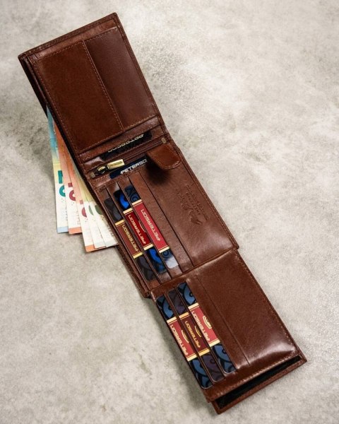 Zestaw prezentowy: elegancki skórzany portfel, etui na karty i brelok - Peterson Zestaw prezentowy: elegancki skórzany portfel, etui na karty i brelok - Peterson
