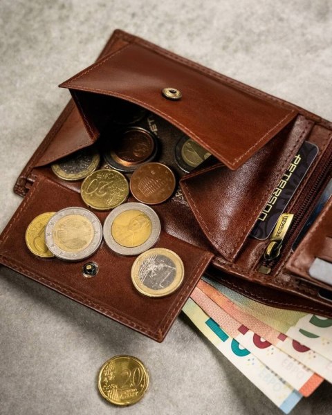 Zestaw prezentowy: elegancki skórzany portfel, etui na karty i brelok - Peterson Zestaw prezentowy: elegancki skórzany portfel, etui na karty i brelok - Peterson
