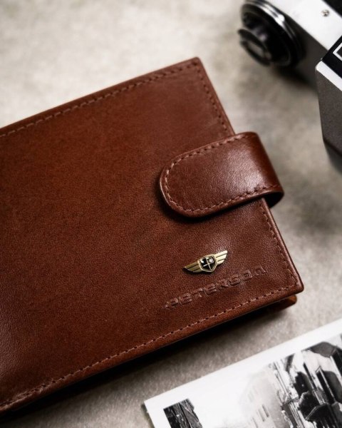 Zestaw prezentowy: elegancki skórzany portfel, etui na karty i brelok - Peterson Zestaw prezentowy: elegancki skórzany portfel, etui na karty i brelok - Peterson