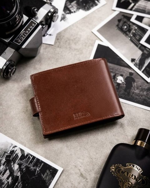 Zestaw prezentowy: elegancki skórzany portfel, etui na karty i brelok - Peterson Zestaw prezentowy: elegancki skórzany portfel, etui na karty i brelok - Peterson