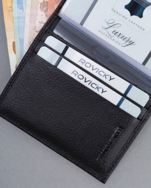 Skórzane etui na karty na zatrzask z systemem RFID - 4U Cavaldi Skórzane etui na karty na zatrzask z systemem RFID - 4U Cavaldi