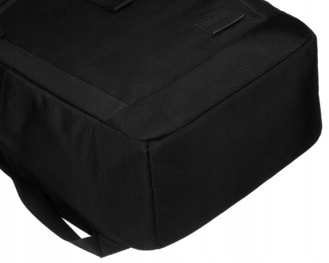 Czarny sportowy plecak typu roll-top na regulowanych szelkach - Peterson Czarny sportowy plecak typu roll-top na regulowanych szelkach - Peterson
