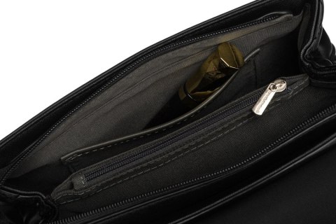 Elegancka torebka w czarnym kolorze crossbody z pikowanymi bokami - David Jones Elegancka torebka w czarnym kolorze crossbody z pikowanymi bokami - David Jones