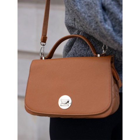 Karmelowa torebka damska crossbody ze srebrnymi okuciami - David Jones Karmelowa torebka damska crossbody ze srebrnymi okuciami - David Jones