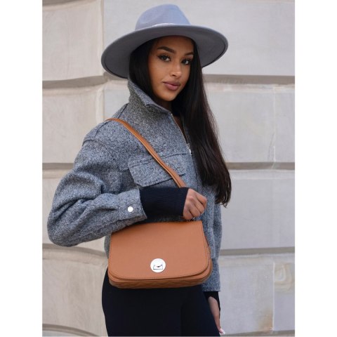 Karmelowa torebka damska crossbody ze srebrnymi okuciami - David Jones Karmelowa torebka damska crossbody ze srebrnymi okuciami - David Jones