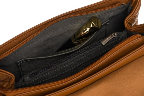Karmelowa torebka damska crossbody ze srebrnymi okuciami - David Jones Karmelowa torebka damska crossbody ze srebrnymi okuciami - David Jones