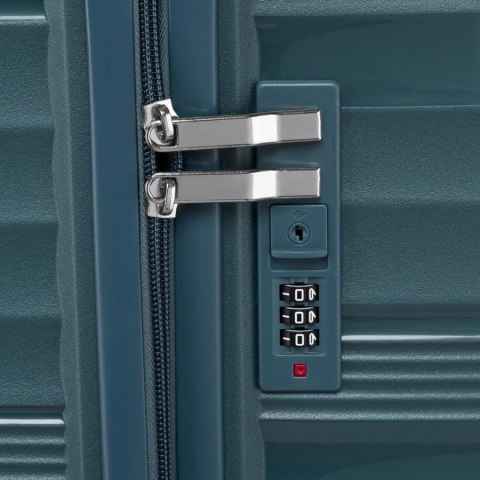 Zestawy walizek premium z polipropylenu w modnym kolorze - Peterson Zestawy walizek premium z polipropylenu w modnym kolorze - Peterson