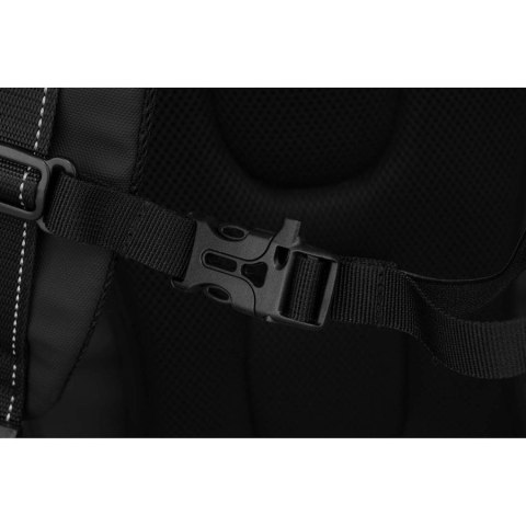 Czarny plecak podróżny z komorą próżniową i portem USB - Peterson Czarny plecak podróżny z komorą próżniową i portem USB - Peterson
