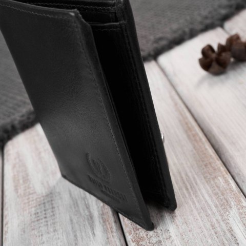 Portfel męski skórzany czarny w klasycznym fasonie z ochroną RFID Paolo Peruzzi AY-10-BL Portfel męski skórzany czarny w klasycznym fasonie z ochroną RFID Paolo Peruzzi AY-10-BL