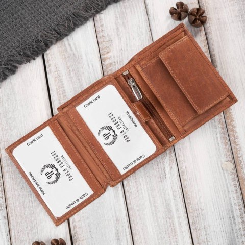 Portfel męski skórzany mały koniakowy klasyczny Paolo Peruzzi AY-09-CG Portfel męski skórzany mały koniakowy klasyczny Paolo Peruzzi AY-09-CG