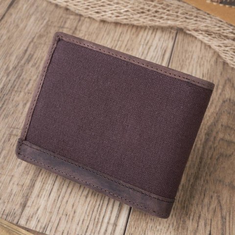 Portfel męski T-02-BR skórzane etui na klucze T-49-BR Zestaw prezentowy Paolo Peruzzi ZUP-124 Portfel męski T-02-BR skórzane etui na klucze T-49-BR Zestaw prezentowy Paolo Peruzzi ZUP-124
