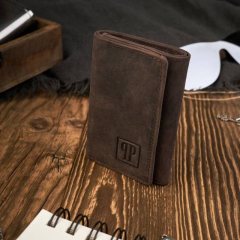 Portfel męski T-04-BR skórzane etui na klucze T-49-BR Zestaw prezentowy Paolo Peruzzi ZUP-126 Portfel męski T-04-BR skórzane etui na klucze T-49-BR Zestaw prezentowy Paolo Peruzzi ZUP-126