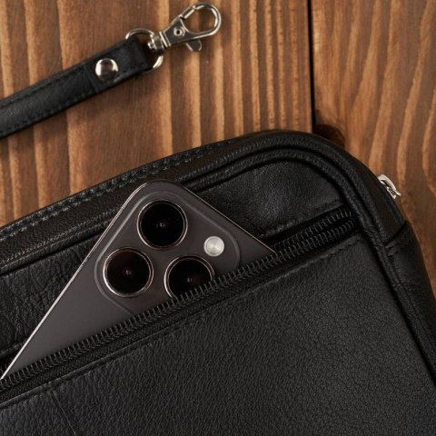 Saszetka męska skórzana do ręki z miejscem na telefon czarna Paolo Peruzzi T-132-BL Saszetka męska skórzana do ręki z miejscem na telefon czarna Paolo Peruzzi T-132-BL