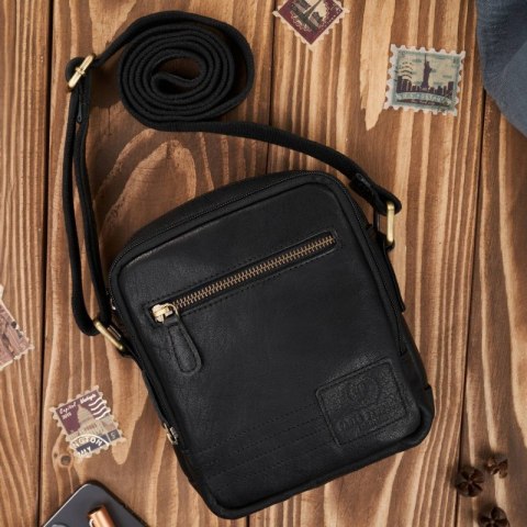 Saszetka męska skórzana na ramię czarna vintage Paolo Peruzzi SI-35-BL Saszetka męska skórzana na ramię czarna vintage Paolo Peruzzi SI-35-BL