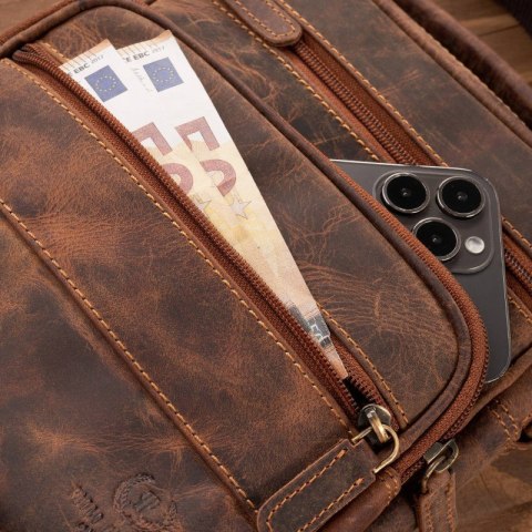 Saszetka męska na ramię skórzana vintage do pracy praktyczna brązowa Paolo Peruzzi T-128-HBR Saszetka męska na ramię skórzana vintage do pracy praktyczna brązowa Paolo Peruzzi T-128-HBR