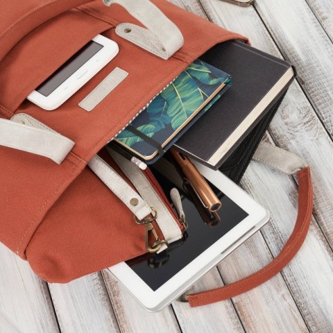 Torebka damska shopper duża na ramię pomarańczowa z dodatkową kosmetyczką wegańska Paolo Peruzzi E-23-OR Torebka damska shopper duża na ramię pomarańczowa z dodatkową kosmetyczką wegańska Paolo Peruzzi E-23-OR