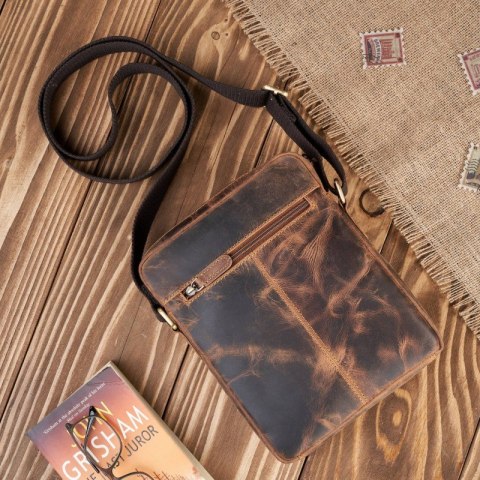 Męska brązowa skórzana torba na ramię w stylu vintage Paolo Peruzzi T-119-HBR Męska brązowa skórzana torba na ramię w stylu vintage Paolo Peruzzi T-119-HBR