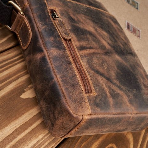 Męska brązowa skórzana torba na ramię w stylu vintage Paolo Peruzzi T-119-HBR Męska brązowa skórzana torba na ramię w stylu vintage Paolo Peruzzi T-119-HBR