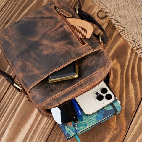 Męska brązowa skórzana torba na ramię w stylu vintage Paolo Peruzzi T-119-HBR Męska brązowa skórzana torba na ramię w stylu vintage Paolo Peruzzi T-119-HBR