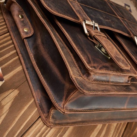 Torba męska na ramię skórzana vintage brązowa Paolo Peruzzi T-100-HBR Torba męska na ramię skórzana vintage brązowa Paolo Peruzzi T-100-HBR