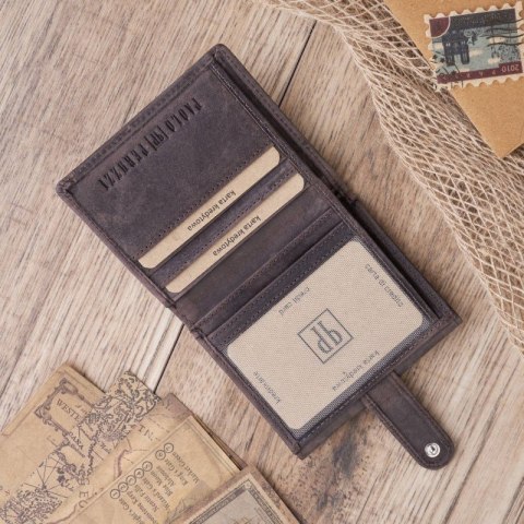 Zestaw upominkowy dla niego ZUP-22-BR plecak T-19-BR portfel męski T-04-BR VINTAGE Zestaw upominkowy dla niego ZUP-22-BR plecak T-19-BR portfel męski T-04-BR VINTAGE