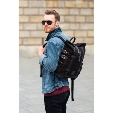 Pojemny plecak trekkingowy Paolo Peruzzi T-40-BL Pojemny plecak trekkingowy Paolo Peruzzi T-40-BL