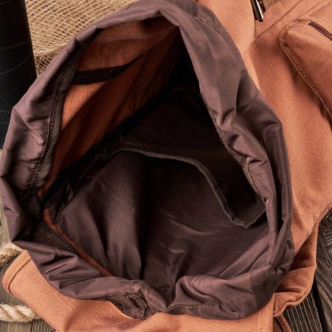 Plecak męski duży vintage Paolo Peruzzi T-19-LB Plecak męski duży vintage Paolo Peruzzi T-19-LB