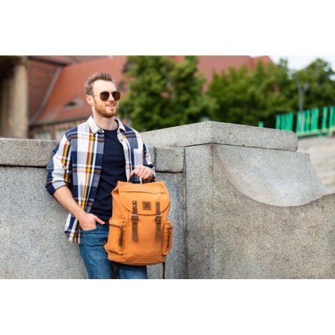 Plecak męski duży vintage Paolo Peruzzi T-19-LB Plecak męski duży vintage Paolo Peruzzi T-19-LB