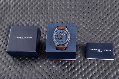 Zegarek Męski Tommy Hilfiger Parker 1791837 + BOX Zegarek Męski Tommy Hilfiger Parker 1791837 + BOX