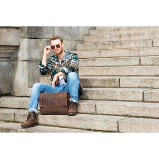 Brązowa torba studencka męska na ramię Paolo Peruzzi T-20-BR