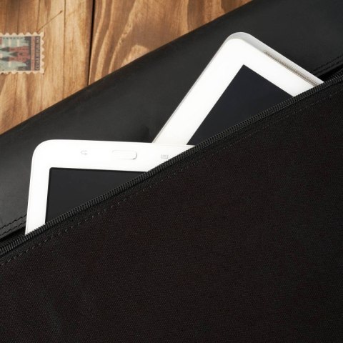 Czarna torba studencka męska na ramię Paolo Peruzzi T-20-BL Czarna torba studencka męska na ramię Paolo Peruzzi T-20-BL