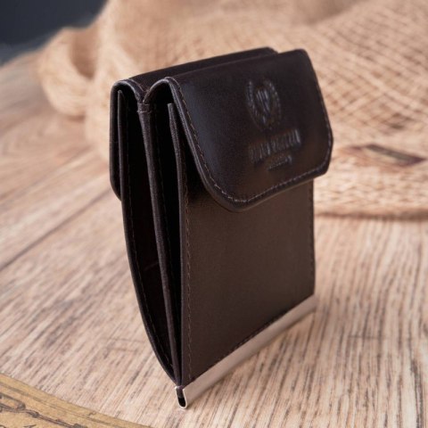 Portfel męski skórzany z ochroną RFID Paolo Peruzzi T-10-BR Portfel męski skórzany z ochroną RFID Paolo Peruzzi T-10-BR