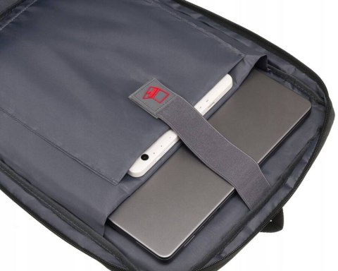 Plecak podróżny z miejscem na laptopa i portem USB - Peterson Plecak podróżny z miejscem na laptopa i portem USB - Peterson