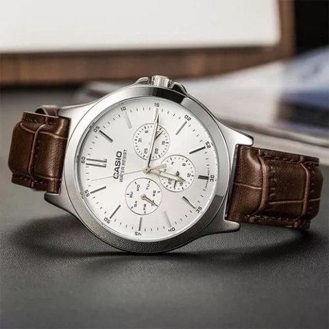 Zegarek Casio Collection MTP-V300L-7A Zegarek Casio Collection MTP-V300L-7A