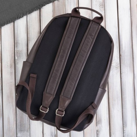 Plecak skórzany unisex do pracy na laptopa A4 Paolo Peruzzi E-29-BR Plecak skórzany unisex do pracy na laptopa A4 Paolo Peruzzi E-29-BR