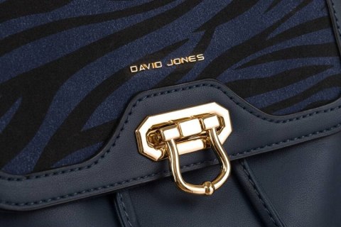 Miejski plecak damski z klapką wykonany ze skóry ekologicznej - David Jones Miejski plecak damski z klapką wykonany ze skóry ekologicznej - David Jones