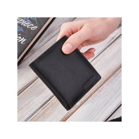 Portfel męski skórzany czarny etui na karty z ochroną RFID slim Brødrene G-102MN/BL Portfel męski skórzany czarny etui na karty z ochroną RFID slim Brødrene G-102MN/BL