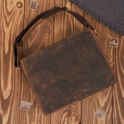 Torba męska na ramię vintage Paolo Peruzzi T-06-BR Torba męska na ramię vintage Paolo Peruzzi T-06-BR