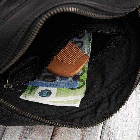 Listonoszka męska skórzana na ramię torba męska w kolorze czarnym Paolo Peruzzi AL-20-BL Listonoszka męska skórzana na ramię torba męska w kolorze czarnym Paolo Peruzzi AL-20-BL