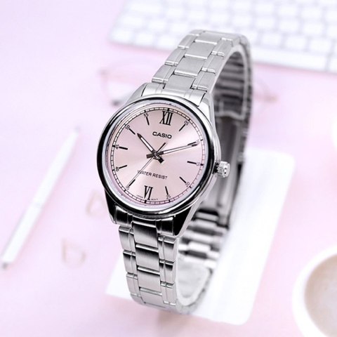 ZEGAREK DAMSKI CASIO LTP-V005D-4BUDF (zd586a) + BOX ZEGAREK DAMSKI CASIO LTP-V005D-4BUDF (zd586a) + BOX