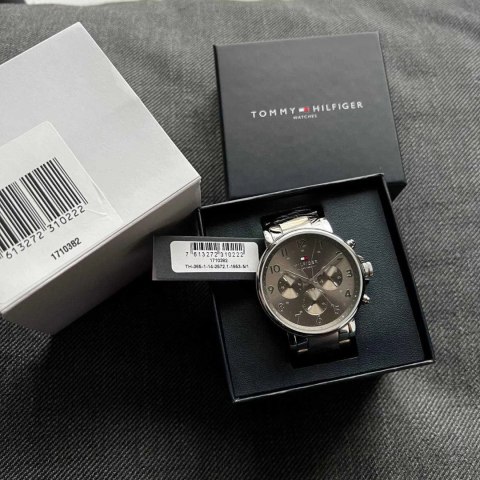 ZEGAREK MĘSKI TOMMY HILFIGER 1710382 + BOX ZEGAREK MĘSKI TOMMY HILFIGER 1710382 + BOX