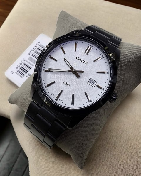 ZEGAREK MĘSKI CASIO MTP-VD03B-7A + BOX ZEGAREK MĘSKI CASIO MTP-VD03B-7A + BOX